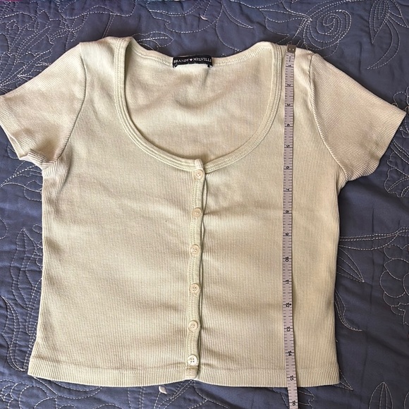 Brandy Melville Pale Green Button-Up Top - Picture 4 of 4